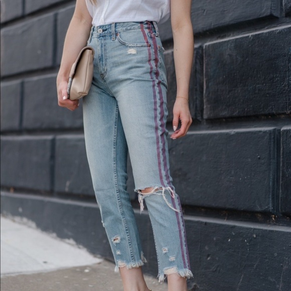 ABERCROMBIE Annie High Rise Girlfriend Jeans